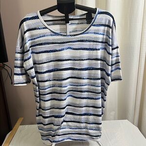 LuLaRoe Navy and White Striped Short Sleeve Top